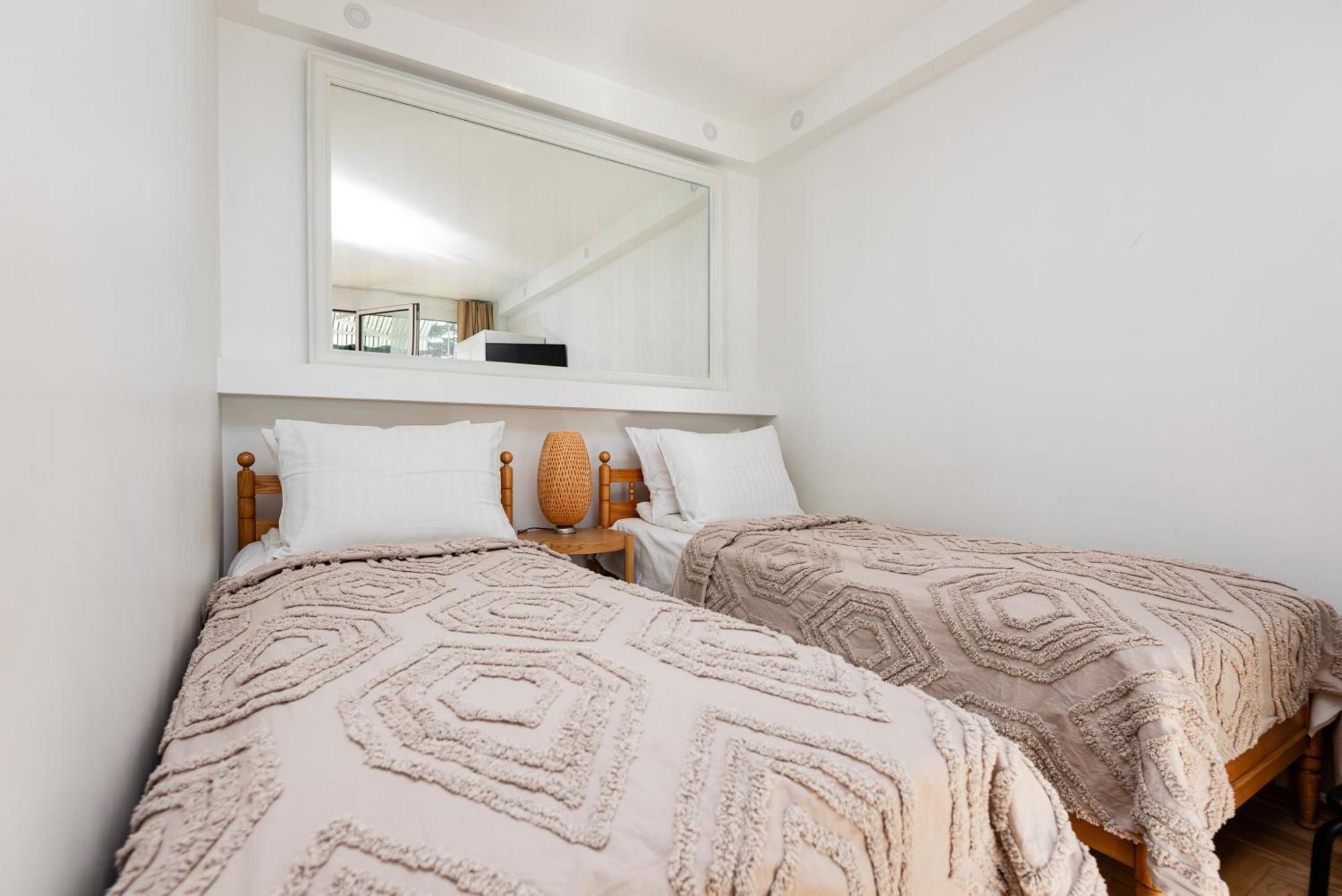 Pas Juste Appartement Nida Buitenkant foto
